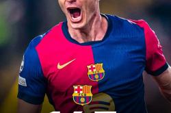 足球直播吧-巴塞罗那轻松取胜，登贝莱助攻梅西梅开