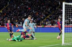 体育直播-包含比利亚雷亚尔零封马竞，塞维利亚大胜巴萨的词条